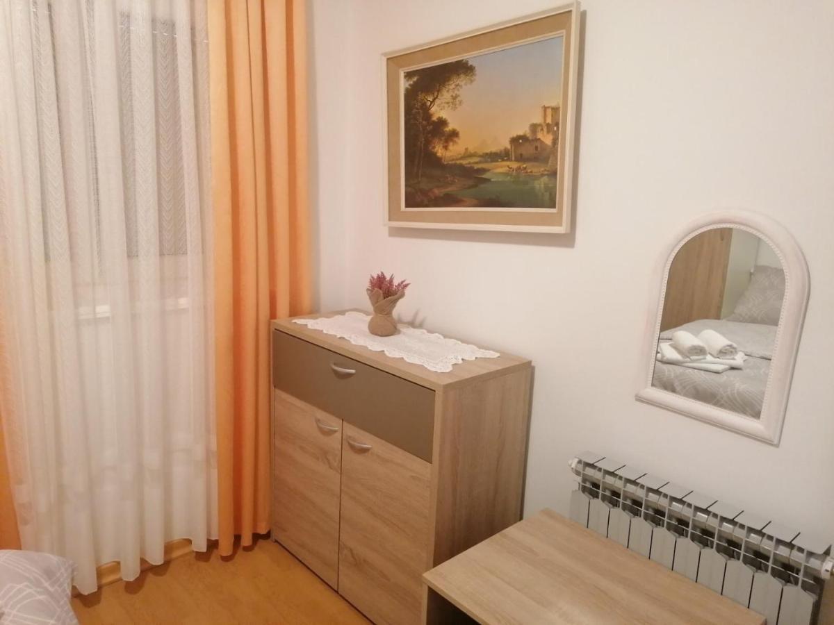 Apartments Cubranic Baška Eksteriør billede