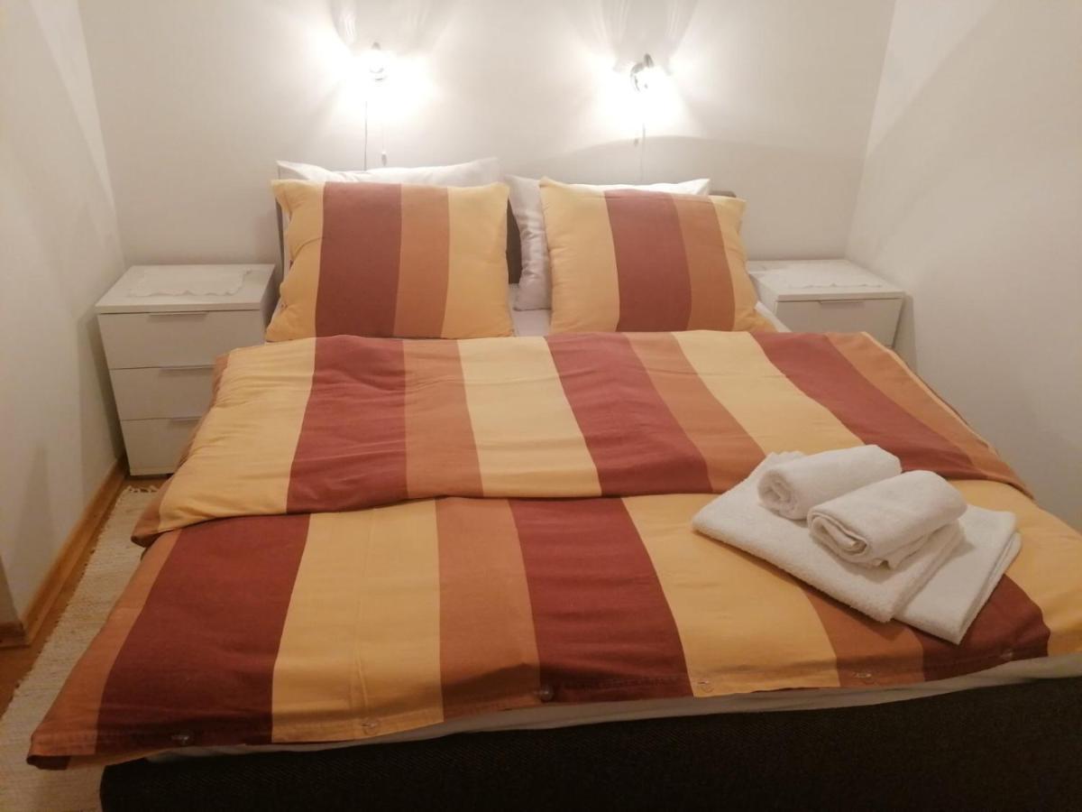 Apartments Cubranic Baška Eksteriør billede